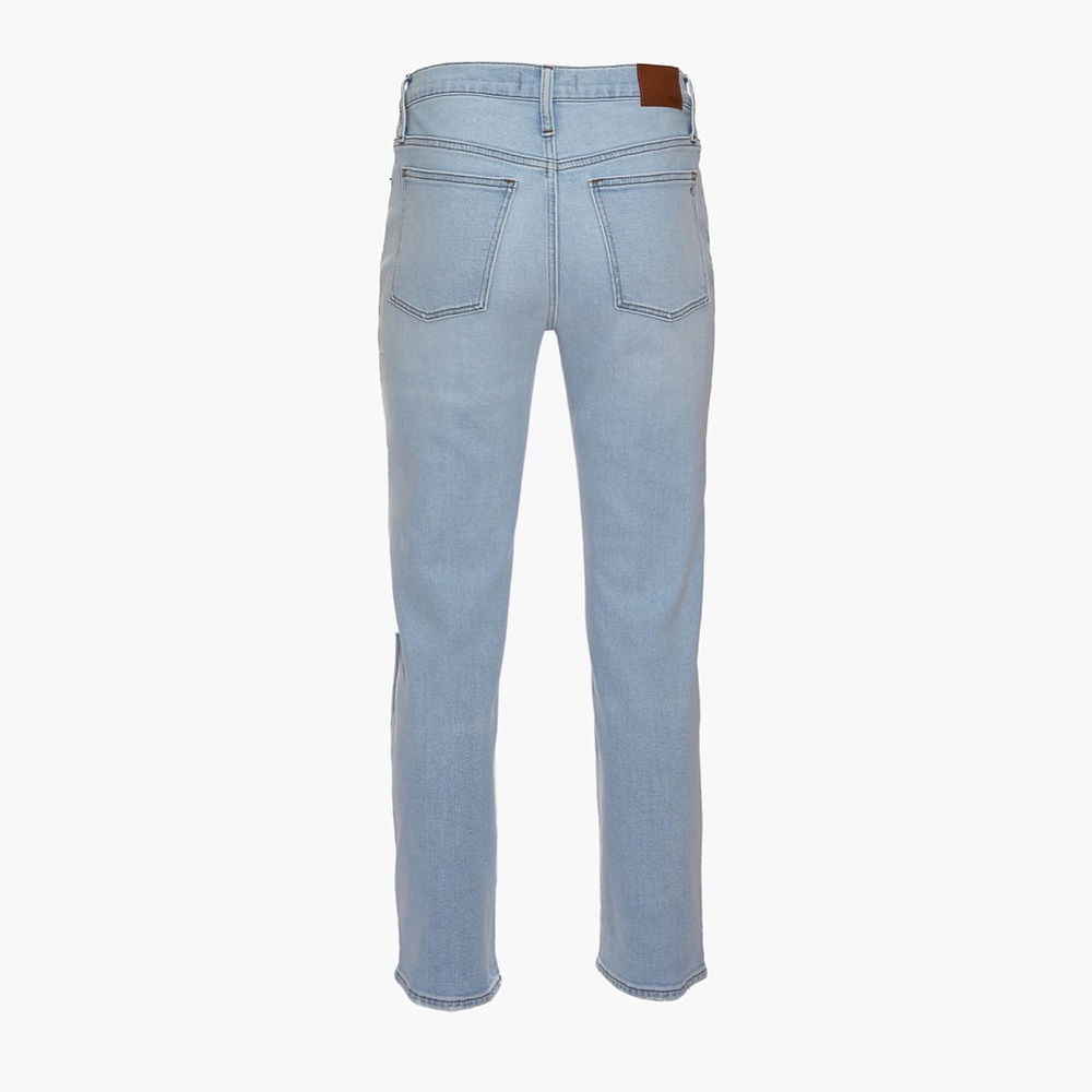 Madewell Mid-Rise Classic Straight Jeans in Wellingford Wash: Knee-Rip Edition - Picture 6 of 7